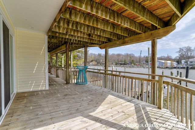 1005 Park Street, Saugatuck, MI 49453