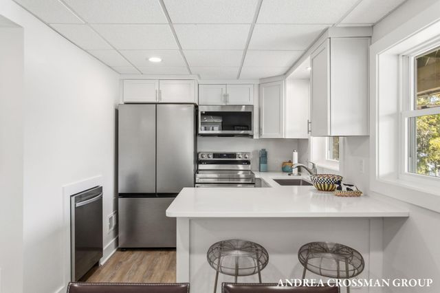 1005 Park Street, Saugatuck, MI 49453
