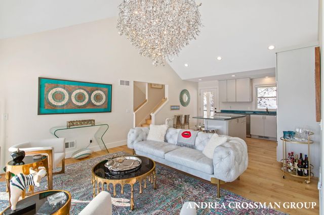 1005 Park Street, Saugatuck, MI 49453