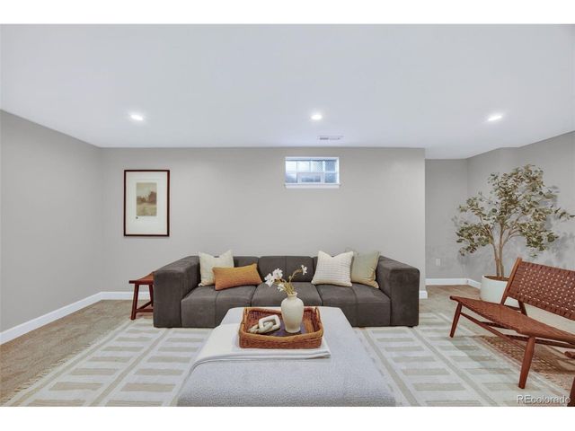 2682 Meadowbrook Dr, Denver, CO 80221