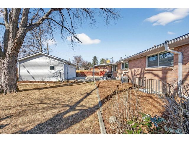 2682 Meadowbrook Dr, Denver, CO 80221