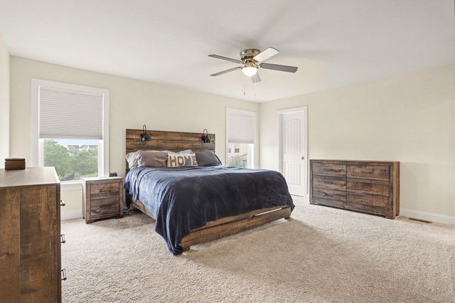 40 BUTTER RD, York, PA 17404