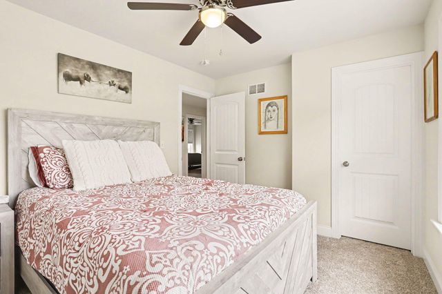 40 BUTTER RD, York, PA 17404