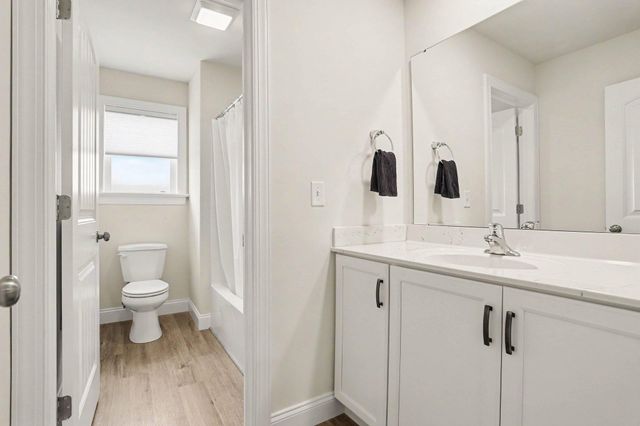 40 BUTTER RD, York, PA 17404
