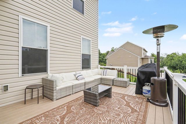 40 BUTTER RD, York, PA 17404