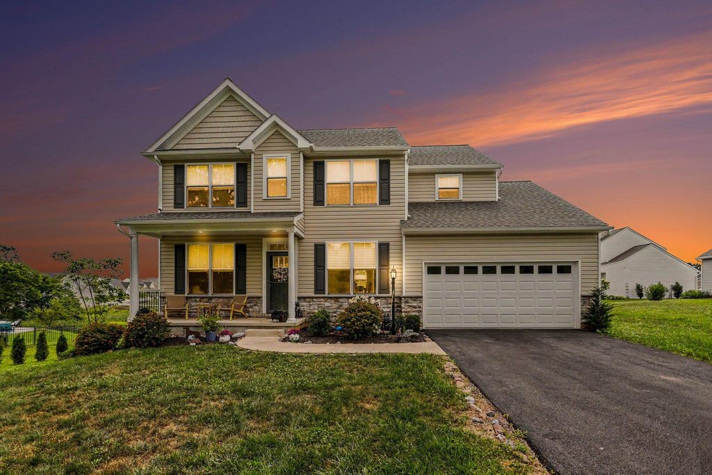 40 BUTTER RD, York, PA 17404