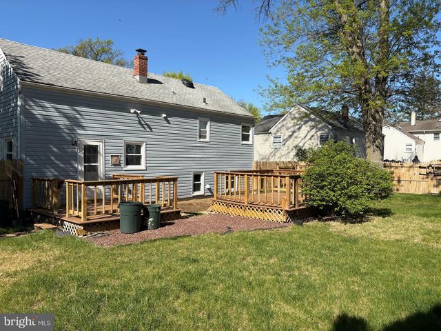 49 MIRY BROOK RD, Hamilton, NJ 08690