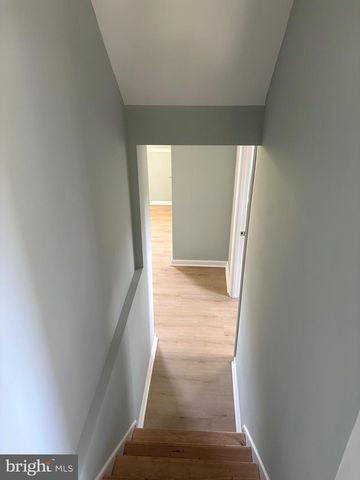 49 MIRY BROOK RD, Hamilton, NJ 08690