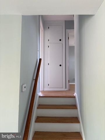 49 MIRY BROOK RD, Hamilton, NJ 08690