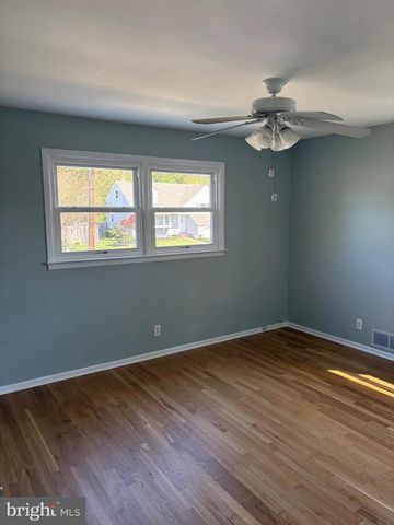 49 MIRY BROOK RD, Hamilton, NJ 08690