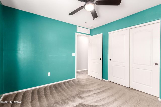 9530 S Trapper Ridge Drive, Tucson, AZ 85747