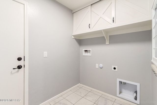 9530 S Trapper Ridge Drive, Tucson, AZ 85747