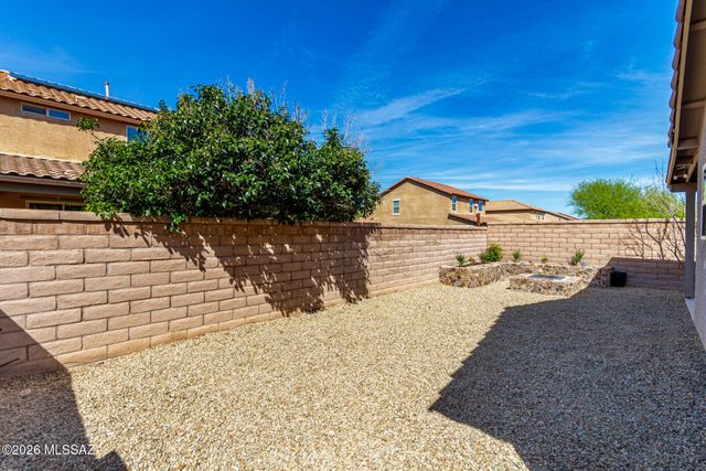 9530 S Trapper Ridge Drive, Tucson, AZ 85747