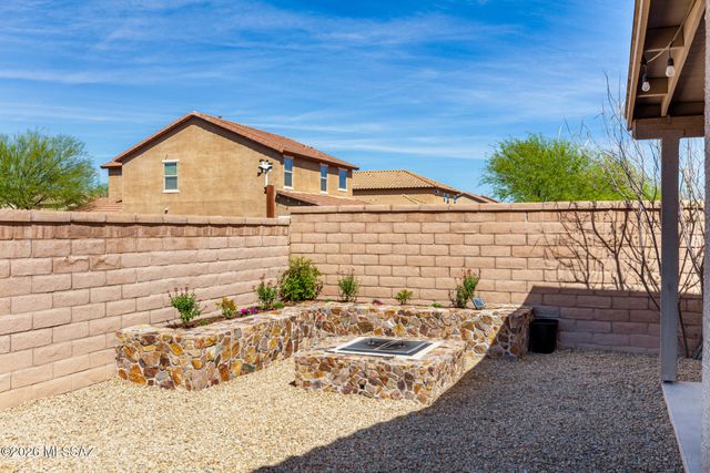 9530 S Trapper Ridge Drive, Tucson, AZ 85747