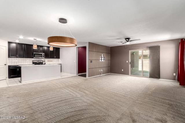 9530 S Trapper Ridge Drive, Tucson, AZ 85747