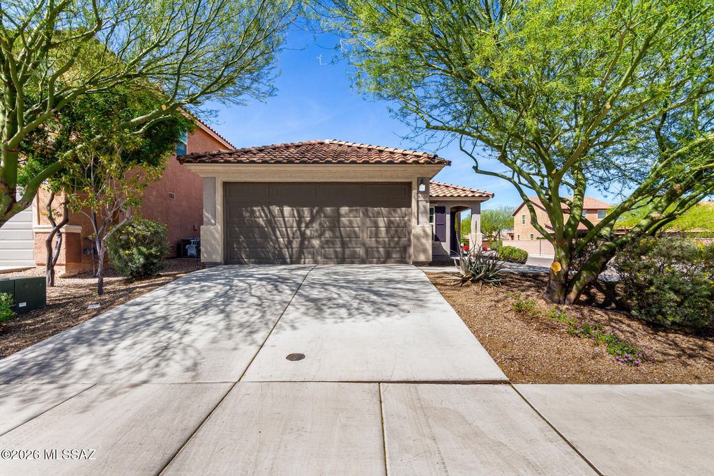 9530 S Trapper Ridge Drive, Tucson, AZ 85747