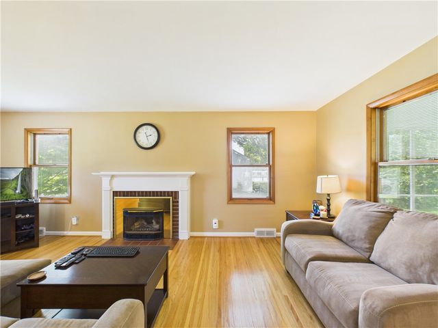 10 Southwick Drive, Webster, NY 14580