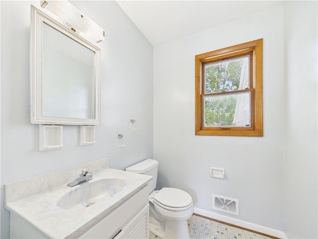10 Southwick Drive, Webster, NY 14580