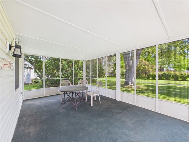 10 Southwick Drive, Webster, NY 14580