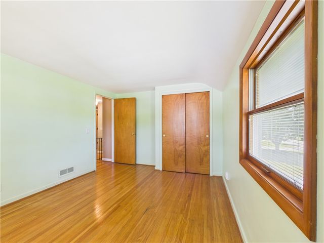 10 Southwick Drive, Webster, NY 14580