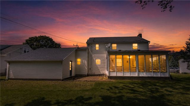 10 Southwick Drive, Webster, NY 14580