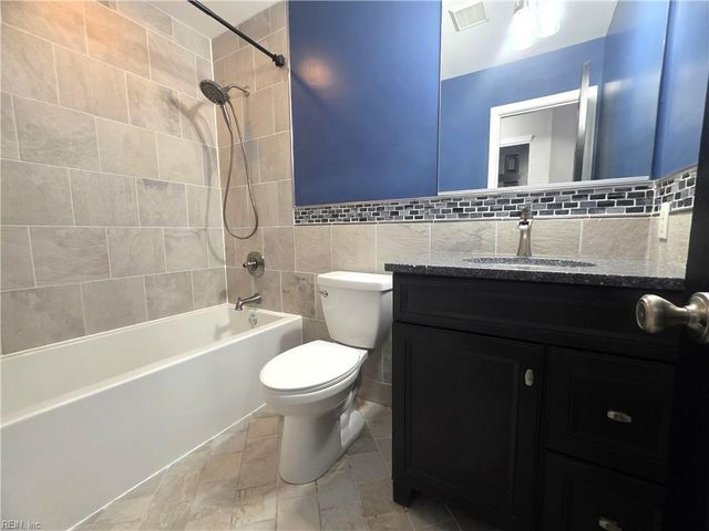 6205 Glenrose DR, Suffolk, VA 23435