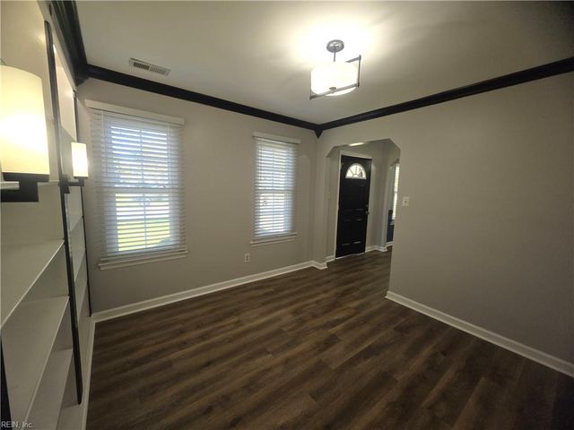 6205 Glenrose DR, Suffolk, VA 23435