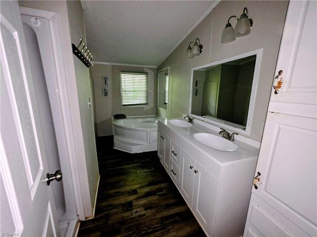 229 Brushy Drive, Lexington, NC 27295