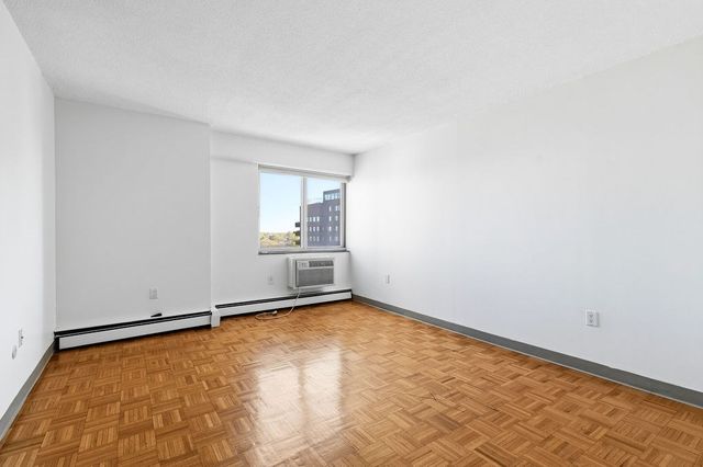 1025 Hancock St 12D, Quincy, MA 02169