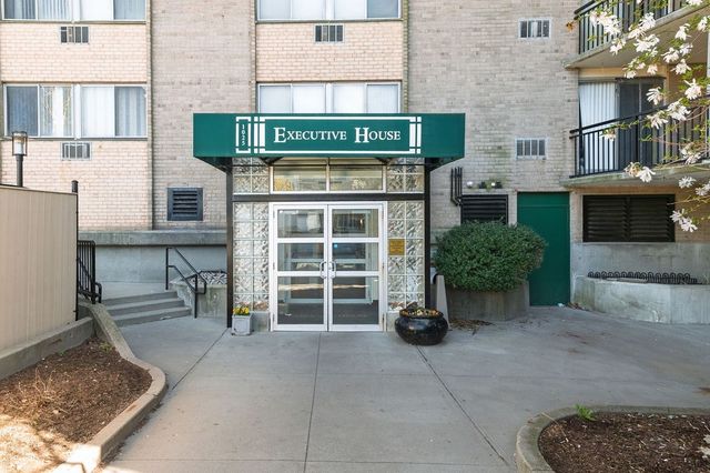 1025 Hancock St 12D, Quincy, MA 02169