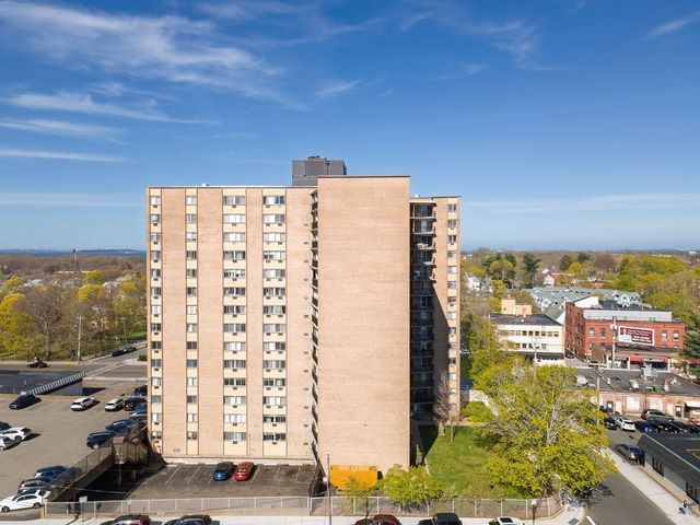 1025 Hancock St 12D, Quincy, MA 02169