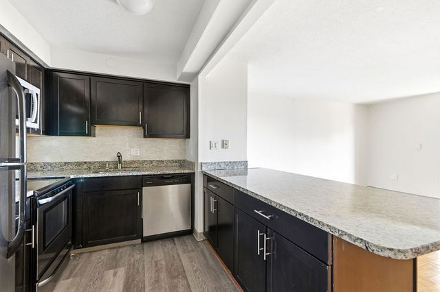 1025 Hancock St 12D, Quincy, MA 02169