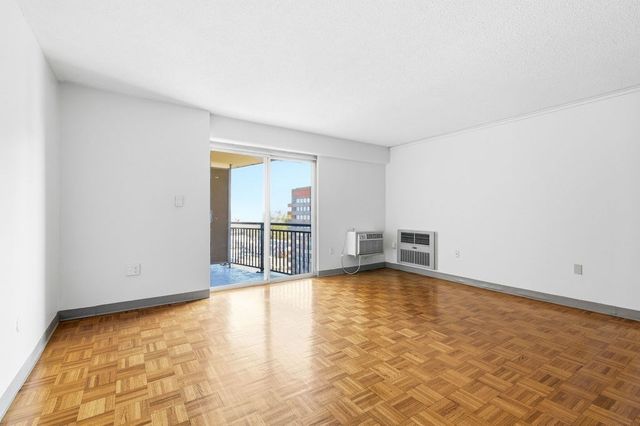 1025 Hancock St 12D, Quincy, MA 02169