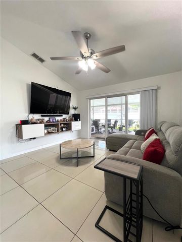 3244 HERONS POINT CIRCLE, Kissimmee, FL 34741