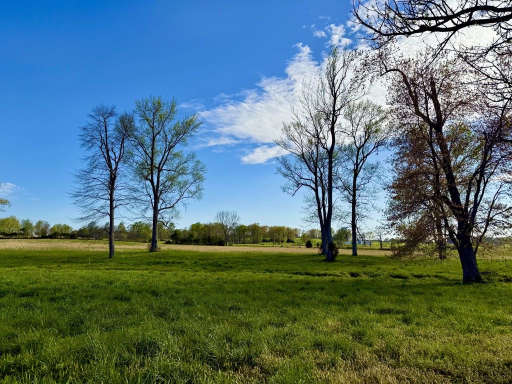 0 Thompson Ln, Portland, TN 37148