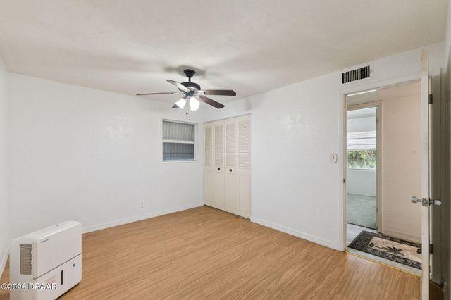 1152 Pineview Drive, Daytona Beach, FL 32117
