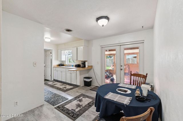 1152 Pineview Drive, Daytona Beach, FL 32117