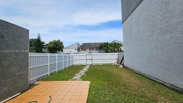 8460 SW 156th Pl 702, Miami, FL 33193