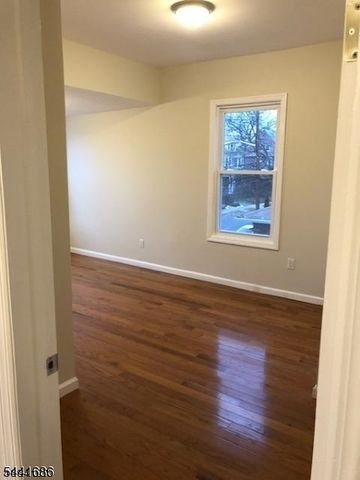 637 Parker St 2, Newark City, NJ 07104