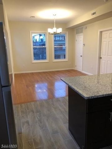 637 Parker St 2, Newark City, NJ 07104