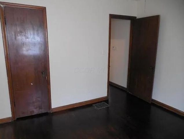 884 S Hague Avenue, Columbus, OH 43204