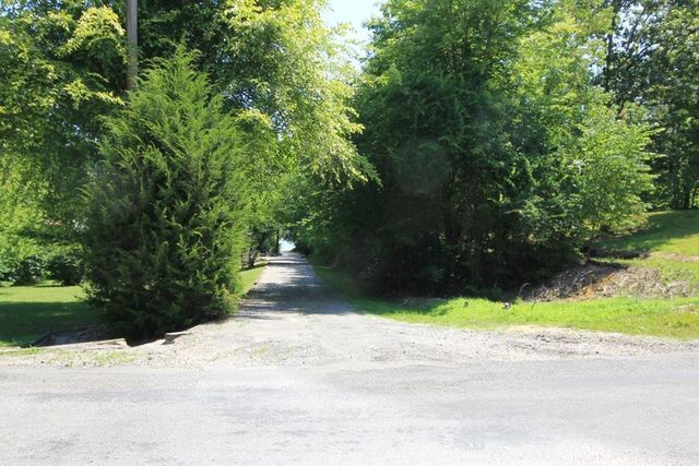 501 Pin Hook Road, Spring City, TN 37381