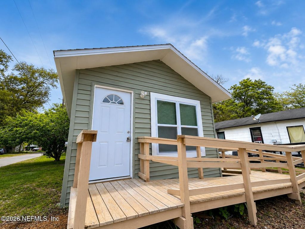 1402 POWHATTAN Street, Jacksonville, FL 32209