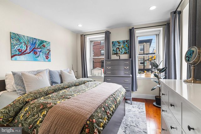 637 N 2ND ST, Philadelphia, PA 19123