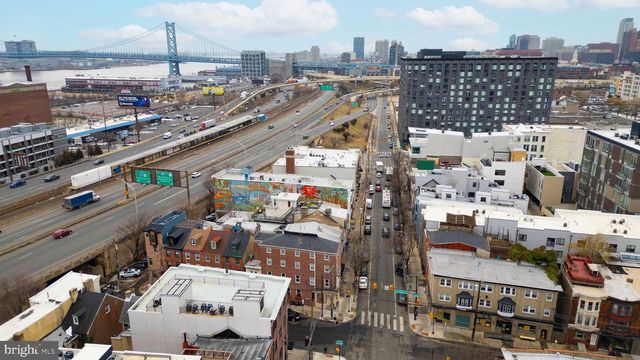 637 N 2ND ST, Philadelphia, PA 19123