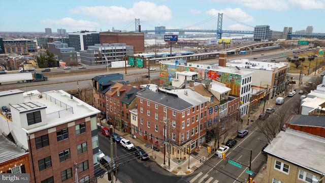 637 N 2ND ST, Philadelphia, PA 19123