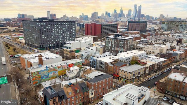 637 N 2ND ST, Philadelphia, PA 19123