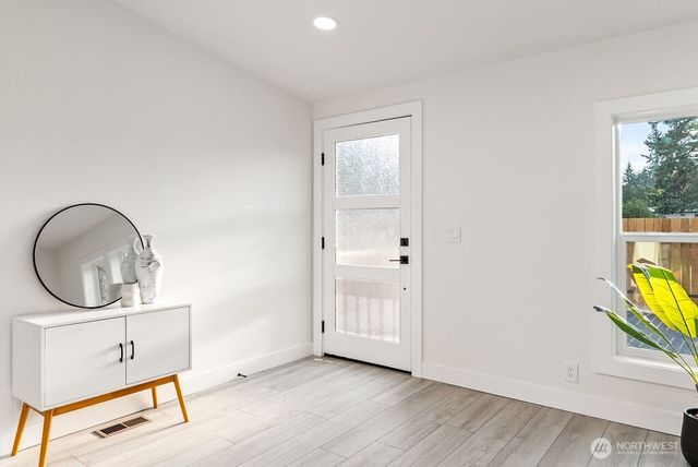 19719 65th Avenue E, Spanaway, WA 98387