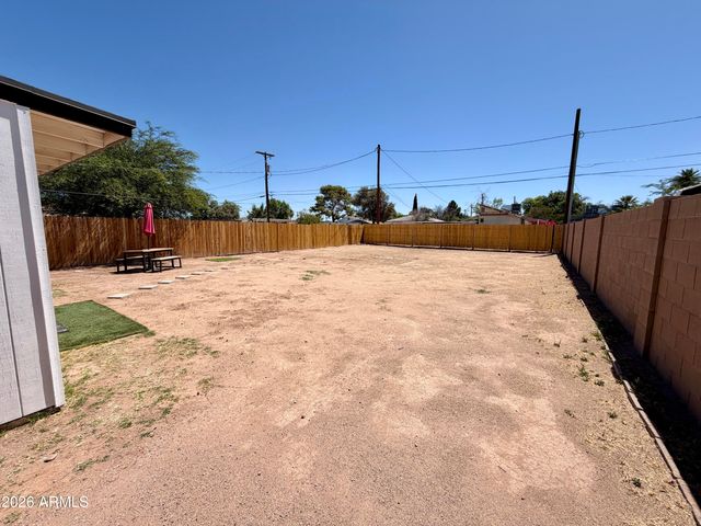 231 N Morris --, Mesa, AZ 85201