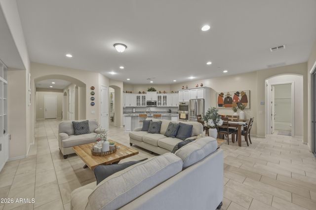 3130 E Valencia Drive, Phoenix, AZ 85042